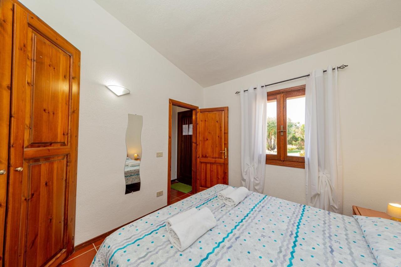 Appartamento Cala Paradiso San Teodoro  Exterior photo