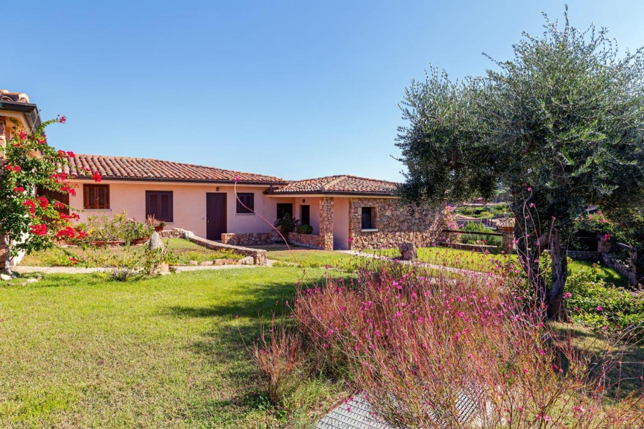 Appartamento Cala Paradiso San Teodoro  Exterior photo